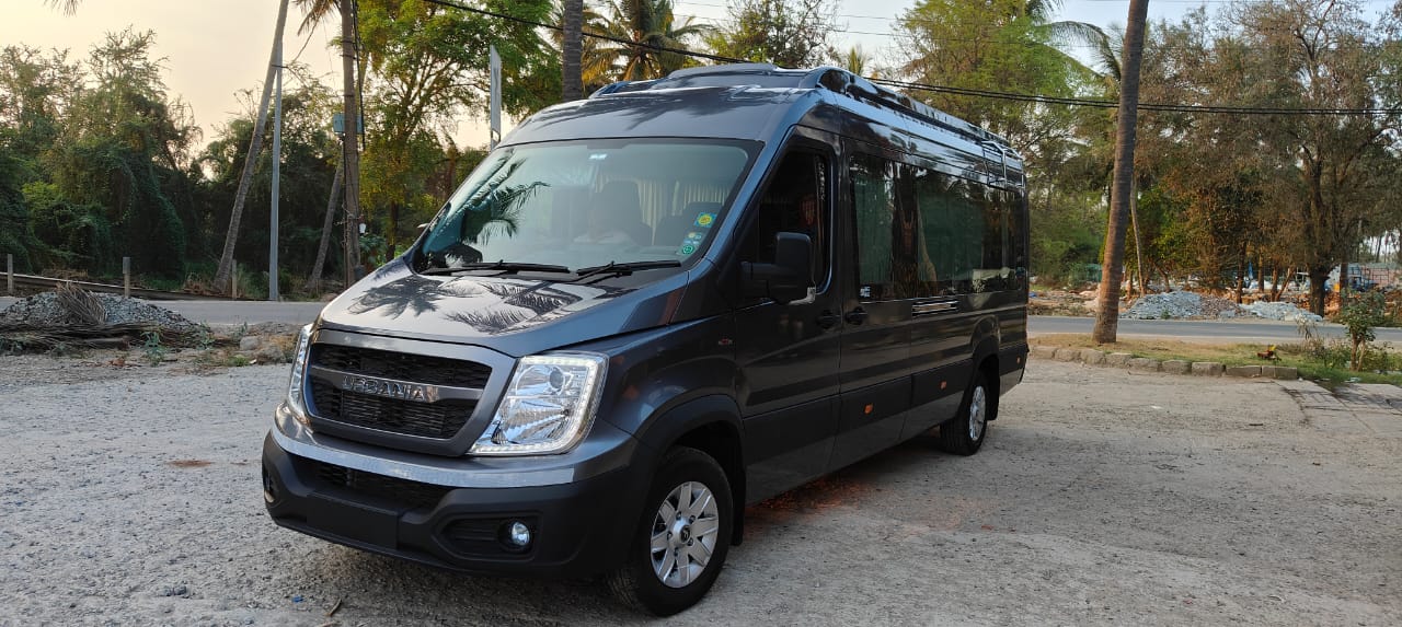 17 D SEAT URBANIA 16 D SEAT DELUXE Luxury 3