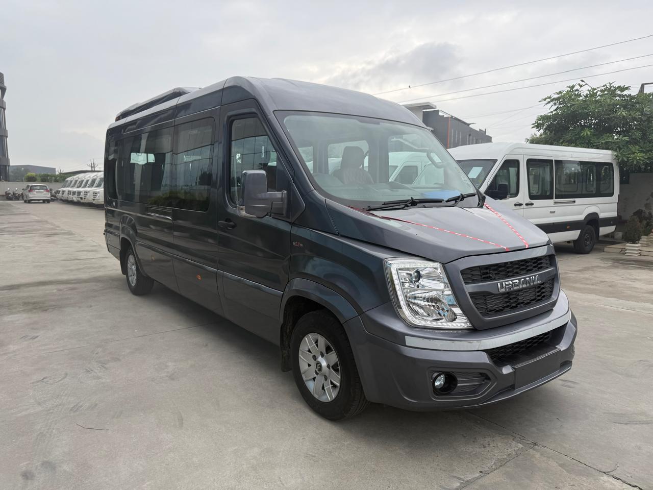 URBANIA 12 D SEAT MAHARAJ SEAT DELUXE Luxury 2